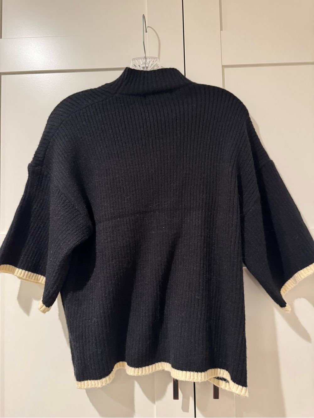 Jon & Anna - (s/m) Black Mock Neck Short-Sleeve Sweater with Cream Trim